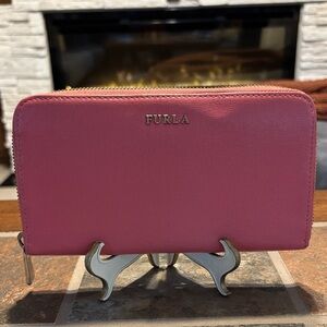 Furla Continental Wallet GUC